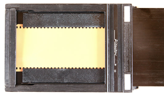 65mm Cut Film Holder - Graflok mountable