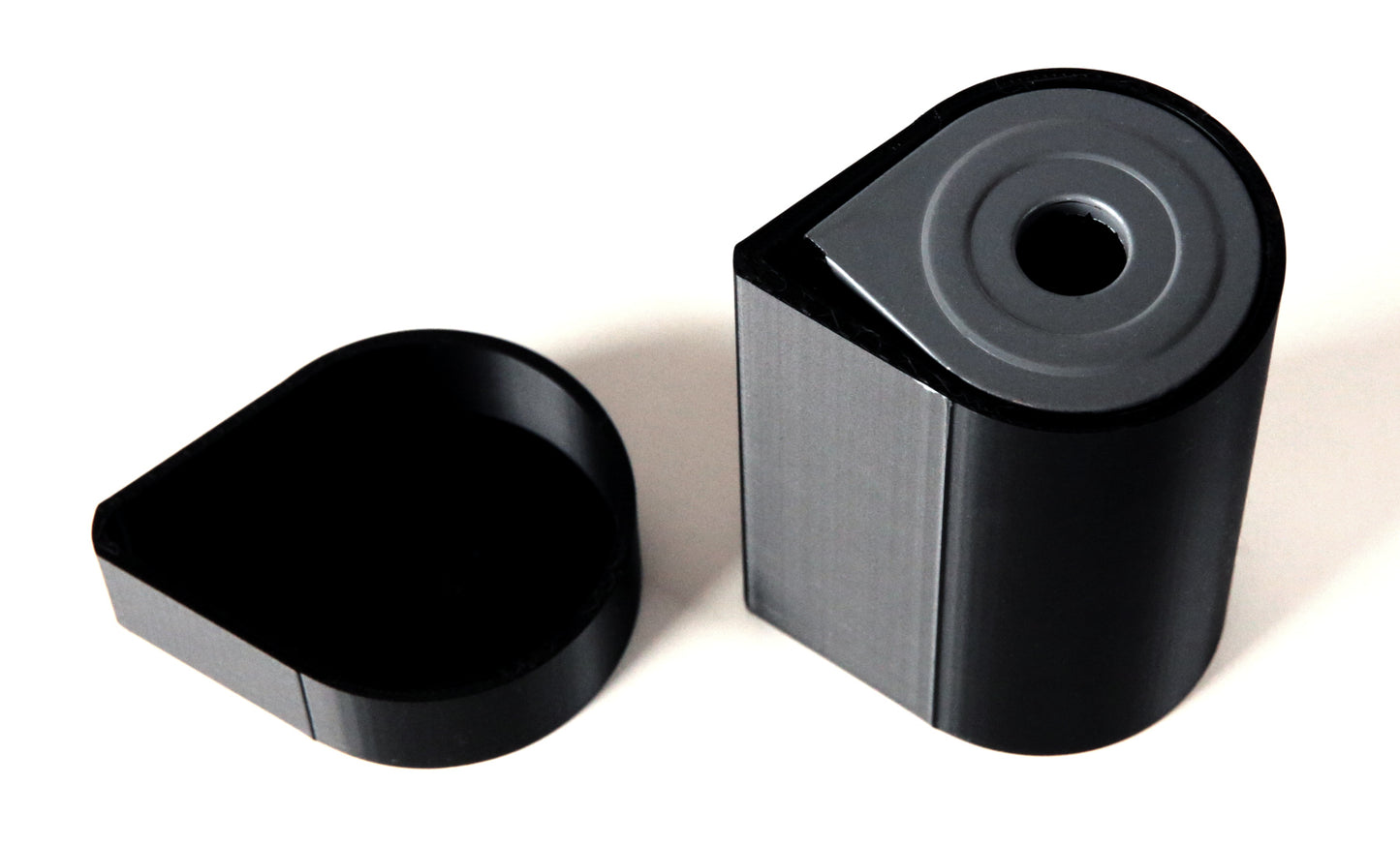 Mercury 65/70mm cassette canister